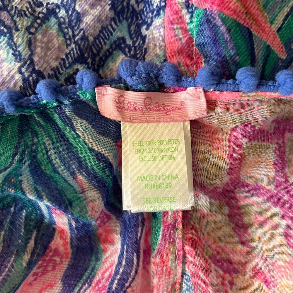 Lilly Pulitzer Infinity Loop Scarf - Picture 4 of 4